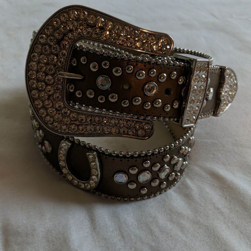 Gold rhinestone belt